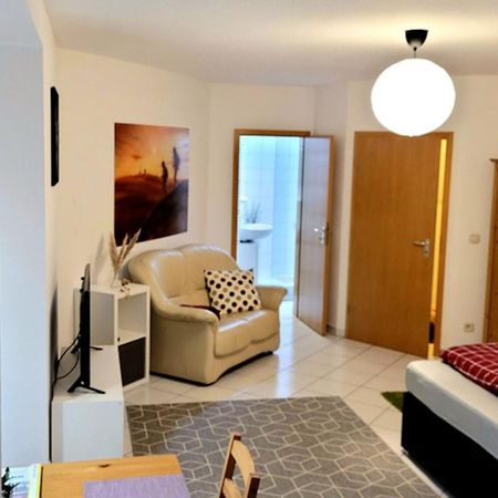 Wohlfuehl-Ferienwohnung Mit Tiefgarage Im Gruenen Оберхоф Экстерьер фото